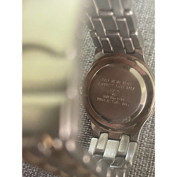 ANNE KLEIN Womens Two-Tone Classic Tank Style Petite Bracelet Watch - Picture 3 of 6